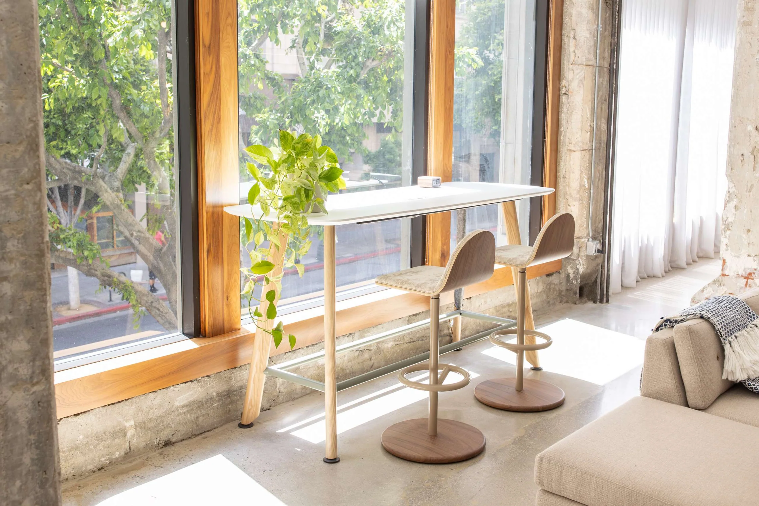 Los Angeles Showroom | ROOM